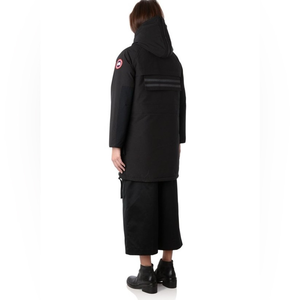 Canada Goose Olympia Down Parka. Size Medium. EUC. Poshmark authentication. - Picture 11 of 16